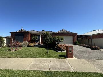 house for rent in 108 Parkside Drive, Shepparton