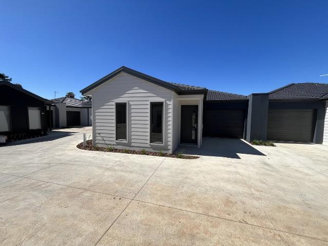 house for rent in 10 Vera Close, Numurkah