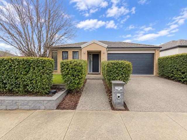 house for rent in 10 Golf Drive, Shepparton