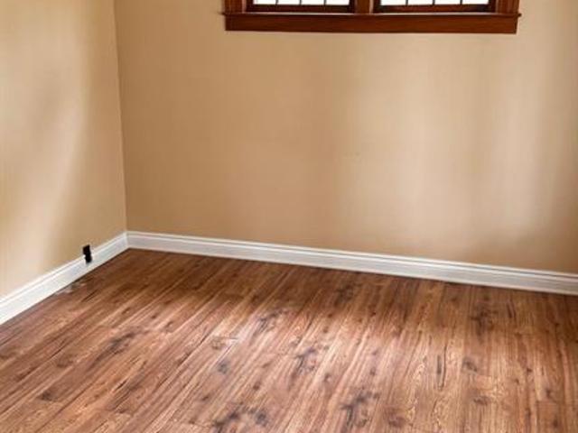 house for rent in 1115 Church Street Windsor, Ontario