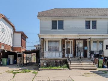 house for rent in 1124 Mercer Street Windsor, Ontario