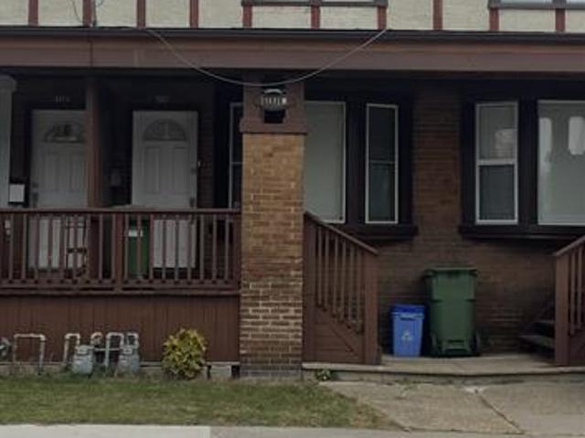 house for rent in 116 Elm Windsor, Ontario