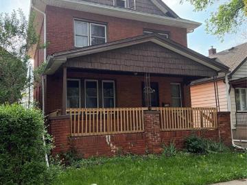 house for rent in 1180 Albert Windsor, Ontario