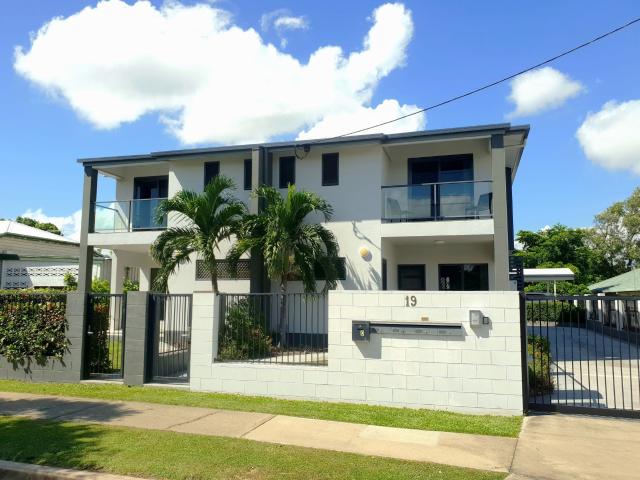 house for rent in 1/19 Crauford St, West End
