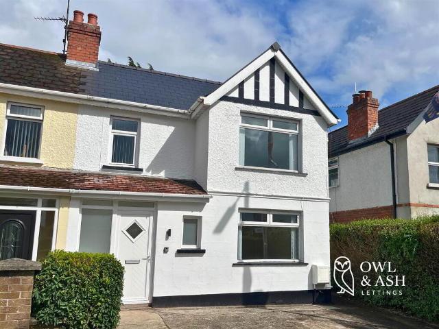 house for rent in 11 Warren Gardens, Lisburn, BT28 1EA