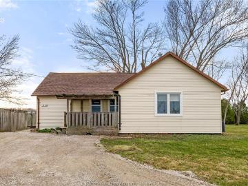 house for rent in 1219 Lakeshore Road 105 Maidstone, Ontario