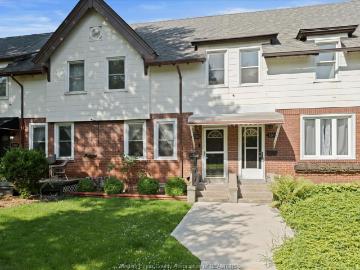 house for rent in 1263 Monmouth Windsor, Ontario