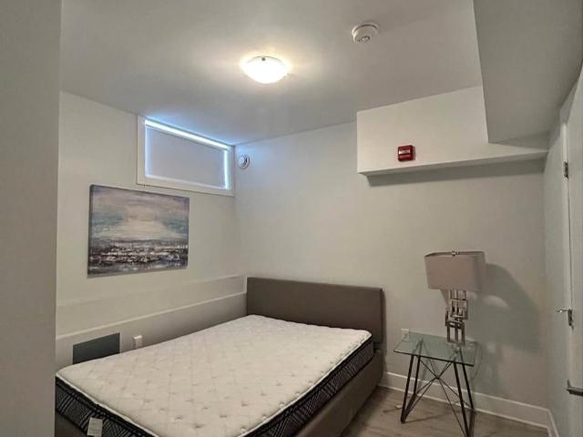 house for rent in 12 Jolliet Ave