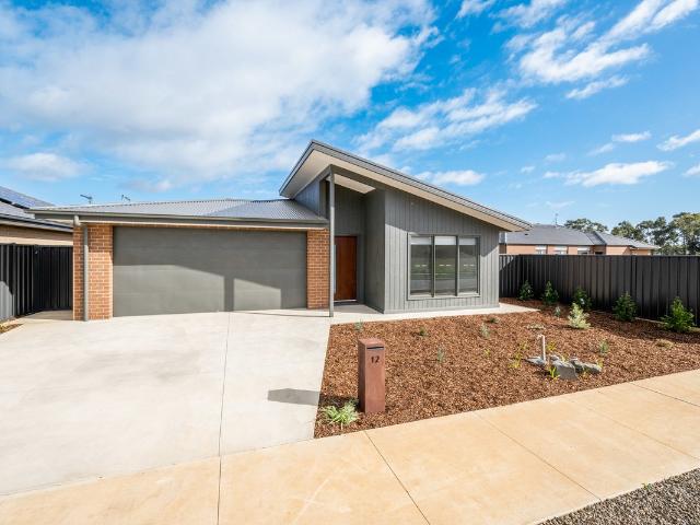house for rent in 12 Resistant Road, Tatura