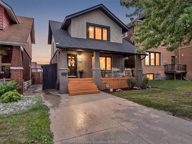 house for rent in 1362 Elsmere Windsor, Ontario
