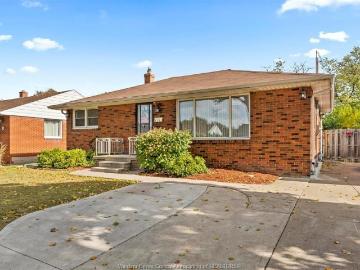 house for rent in 1374 Josephine Unit# Lower Windsor, Ontario