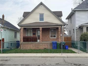 house for rent in 1378 Erie Street Unit# Lower Windsor, Ontario
