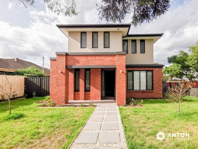 house for rent in 137 Patterson Road BENTLEIGH VIC