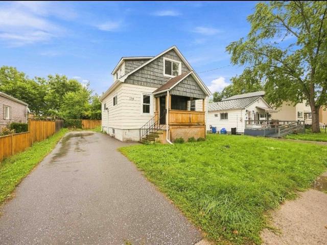 house for rent in 138 Sutton Street Sarnia, Ontario