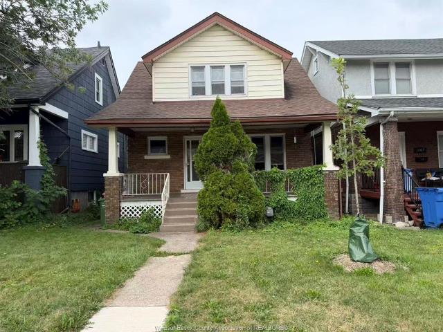 house for rent in 1411 Dougall Avenue Windsor, Ontario