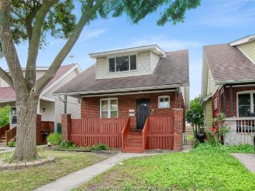 house for rent in 1453 Marentette Unit# Upper Windsor, Ontario