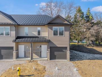 house for rent in 14 Magnolia Lane Chatham, Ontario