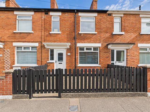 house for rent in 15 Connsbrook Park, Belfast, BT4 1NF