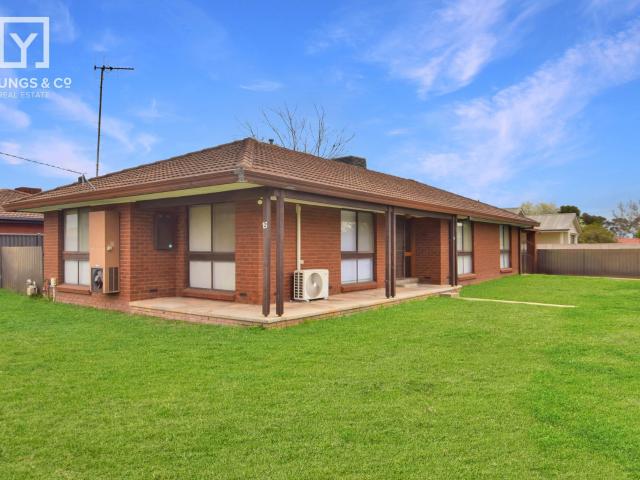 House for rent in 15 Mills Street, Shepparton