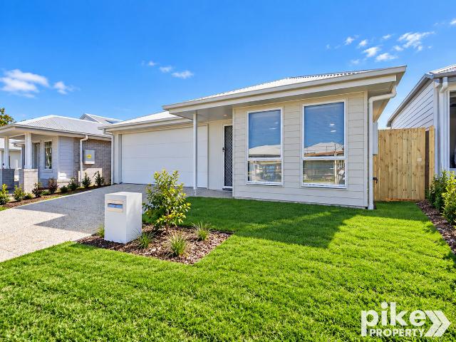 house for rent in 15 Oak Crescent, MORAYFIELD