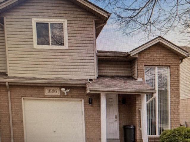house for rent in 1686 Fieldcrest Tecumseh, Ontario