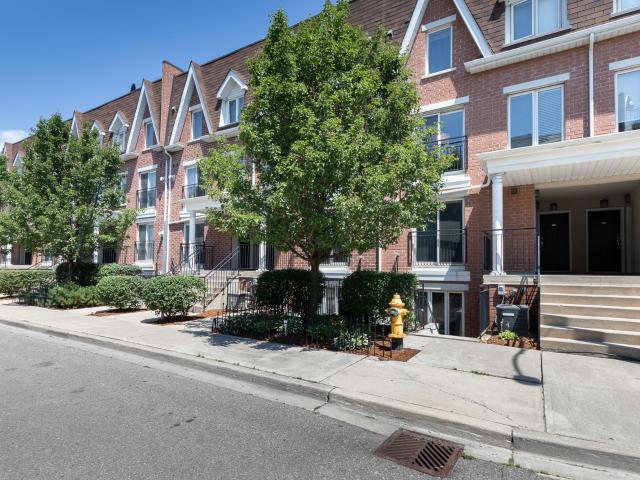 house for rent in 16 Laidlaw Street, Toronto, ON