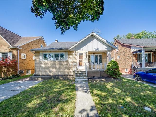 house for rent in 1715 Alexis Unit# Lower Windsor, Ontario