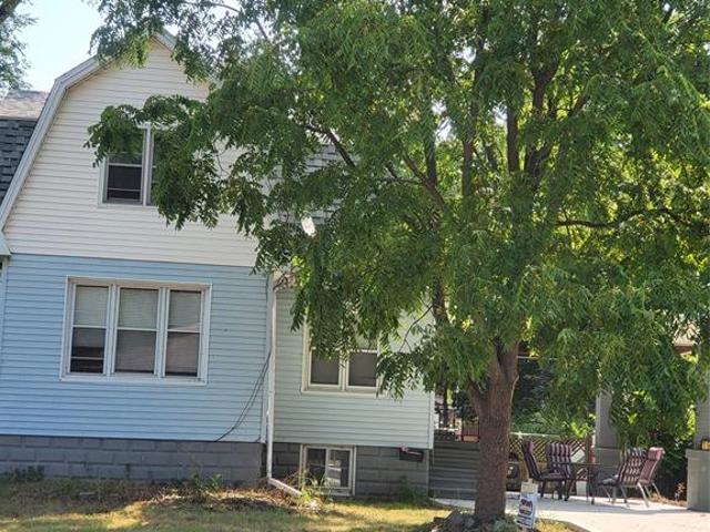 house for rent in 1938 Buckingham Windsor, Ontario