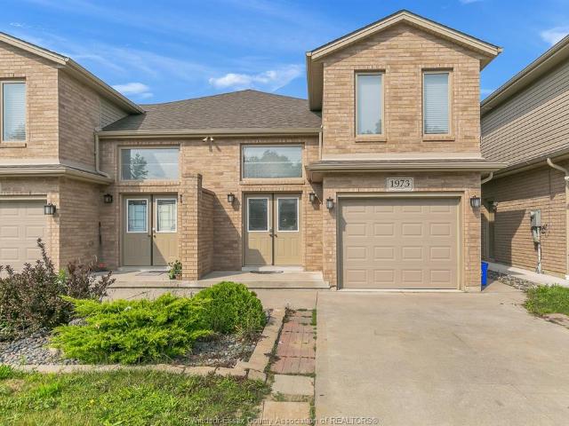 house for rent in 1965 Northway Avenue Unit# Lower Windsor, Ontario