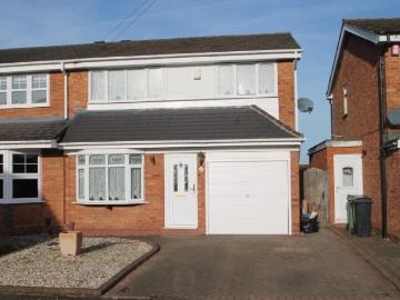 house for rent in 19 Moray Close Hurst Green, Halesowen, West Midlands, B62 9PP, UK