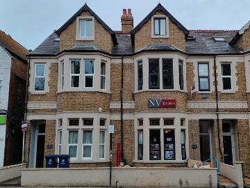 house for rent in, 219 Cowley Road