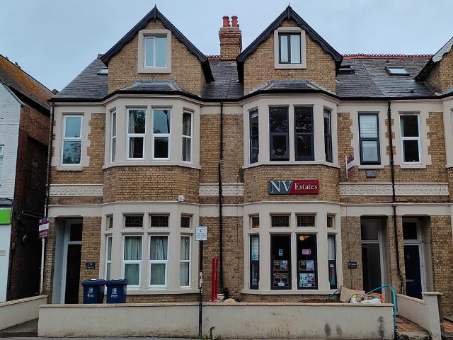 house for rent in, 219 Cowley Road