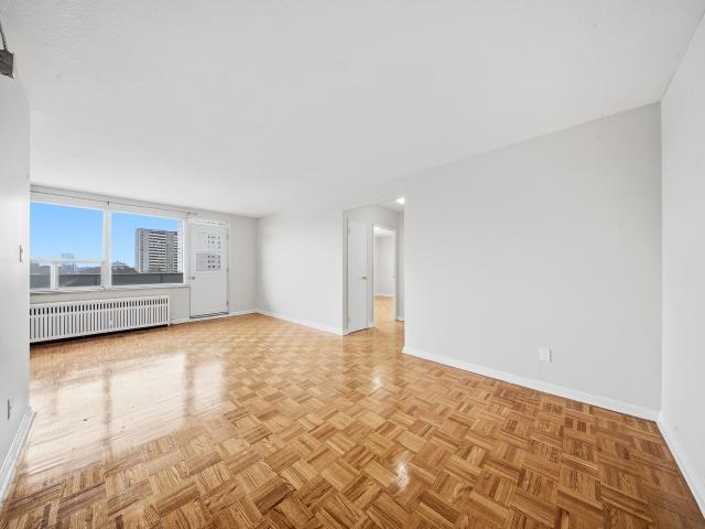 house for rent in 2275 Victoria Park Avenue, 2275 Victoria Park Avenue, Toronto ON