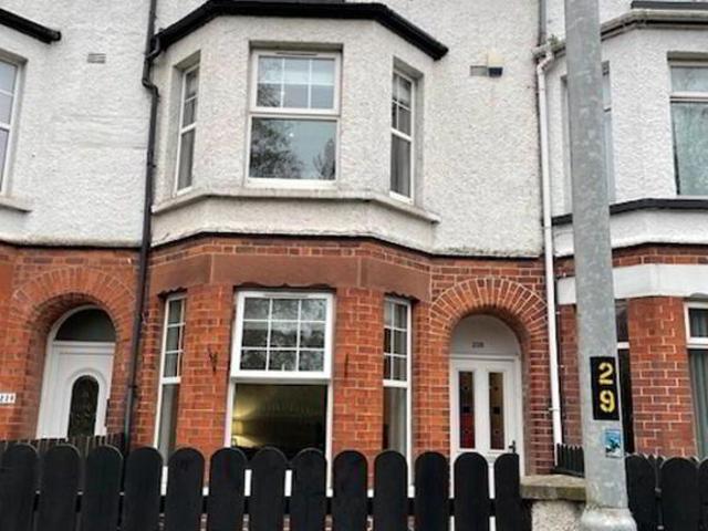 house for rent in 228 Ravenhill Road, Belfast, BT6 8EF