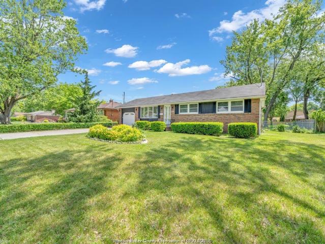 house for rent in 2445 Todd Lane#upper Unit LaSalle, Ontario