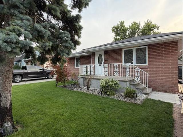 house for rent in 2509 Rossini Boulevard Unit# A Windsor, Ontario