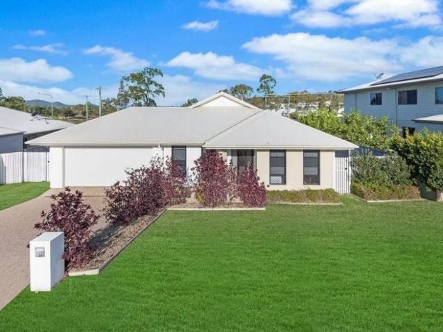 house for rent in 25 Bilbao Pl, Bushland Beach
