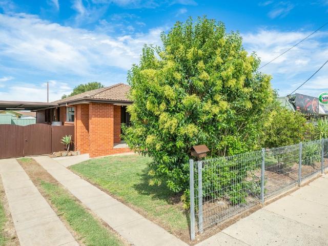 house for rent in 26 Poplar Avenue, Shepparton