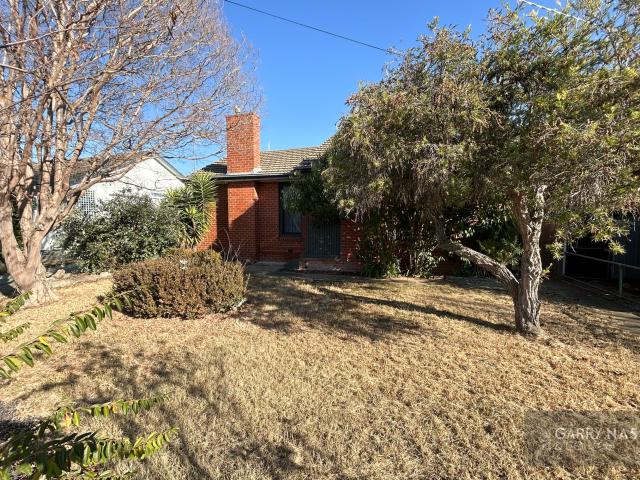 House for rent in 28 Batchelor Crescent, Wangaratta