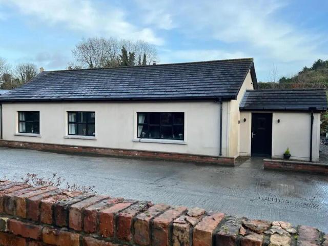 house for rent in 292 Belfast Road, Dundonald, Belfast, BT16 1UE