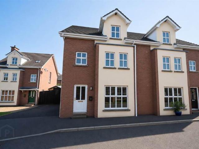 house for rent in 2 Meadow View, Drumbeg Road, Lisburn, BT27 5WD