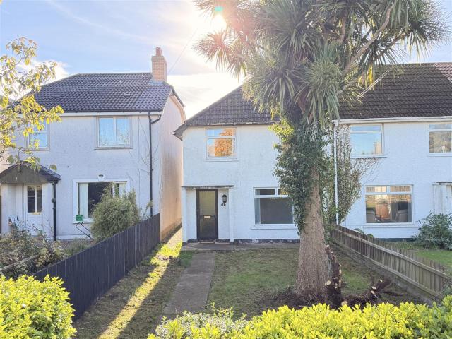 house for rent in 2 Castle Place, Carrowdore, BT22 2JJ