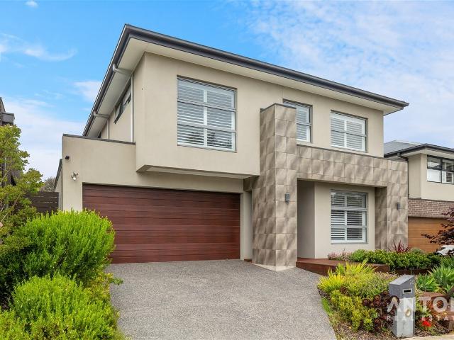 house for rent in 30 Verdant Crescent Doncaster VIC