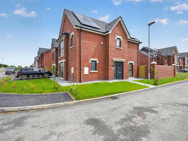 house for rent in 31 Baronsgrange Green, Carryduff, Belfast, BT8 8GJ