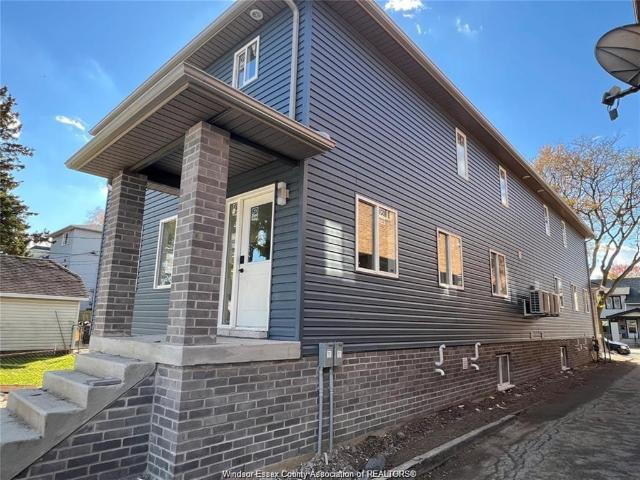 house for rent in 348 Campbell Avenue Unit# B lower Windsor, Ontario