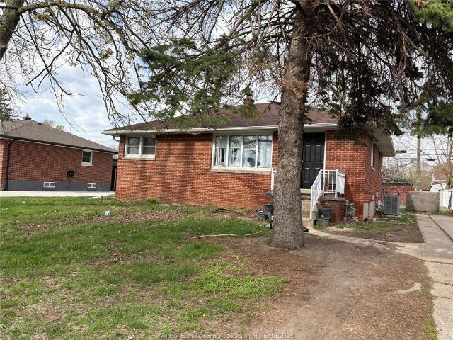 house for rent in 3580 Mckay Unit# Lower Windsor, Ontario