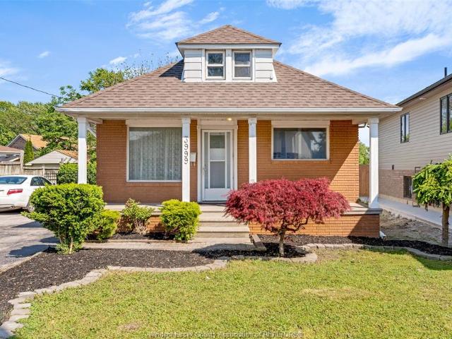 house for rent in 3999 Grand Marais Windsor, Ontario