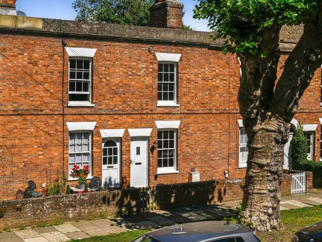 house for rent in Tenterden
