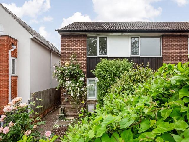 house for rent in Tennison Road, SE25 5RP