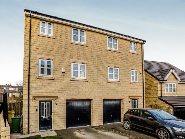 house for rent in Tennyson Avenue, Huddersfield, Huddersfield